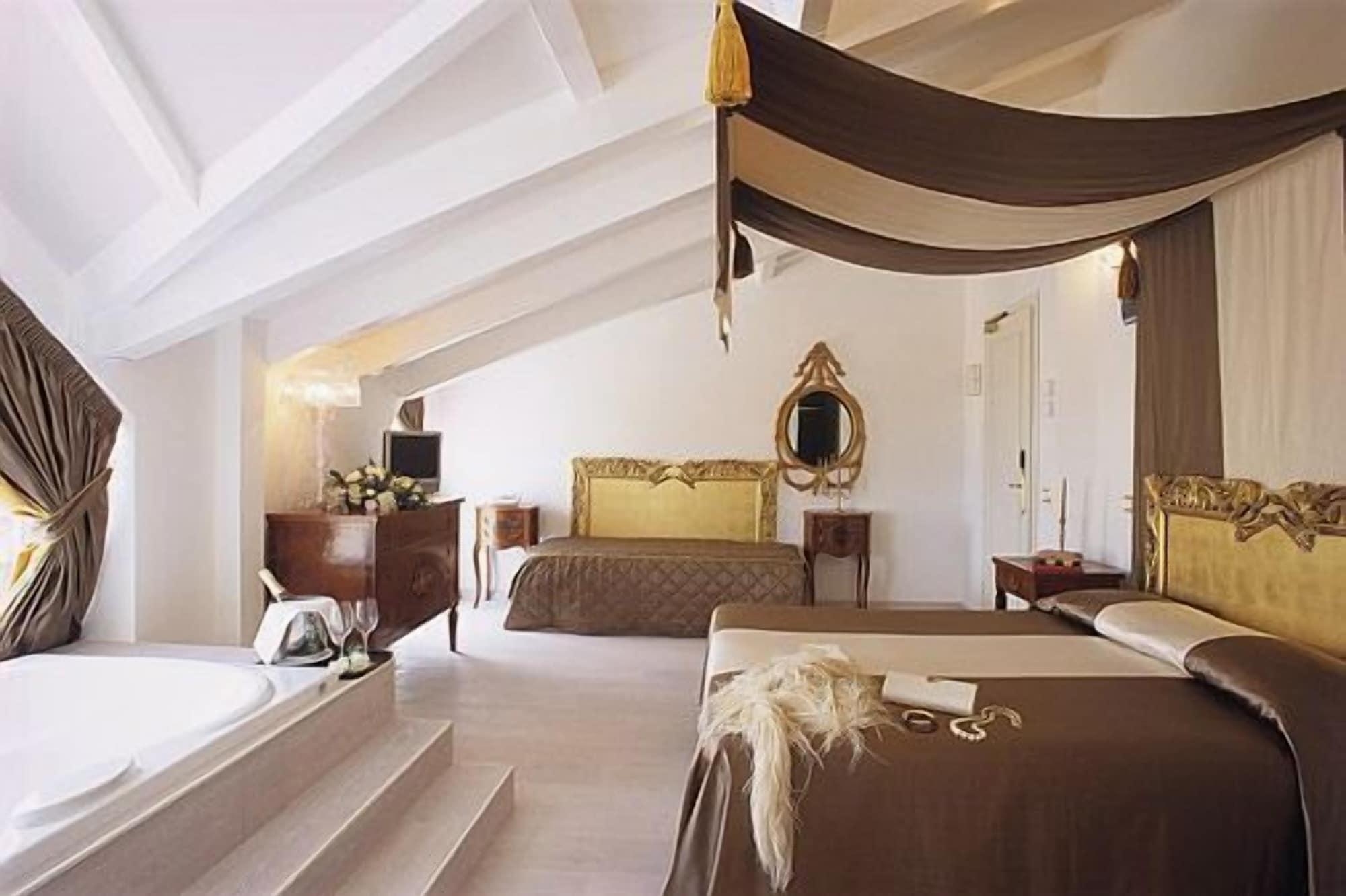 M Glamour Hotel Gabicce Mare Luaran gambar